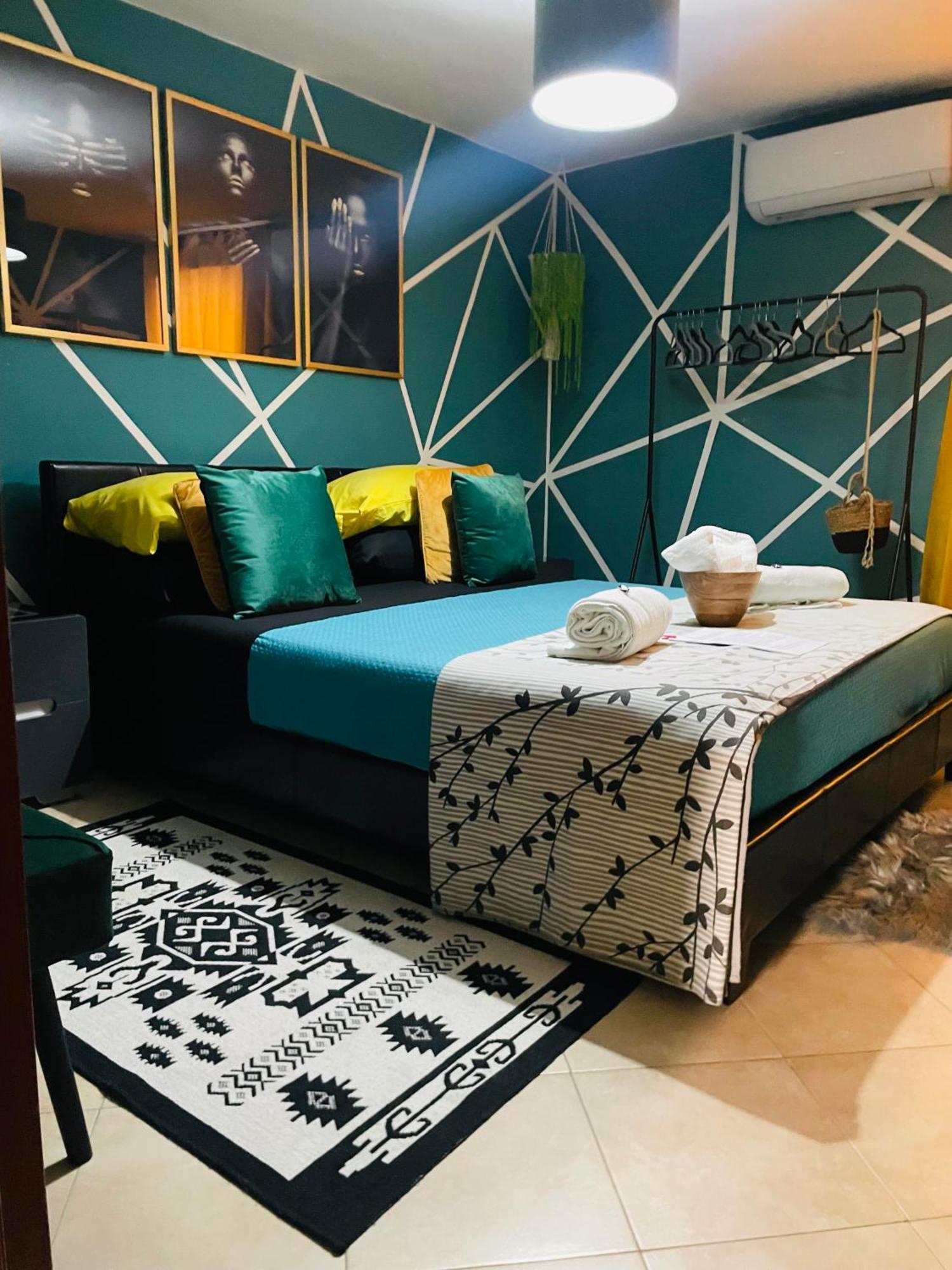Family House Di Genny E Nicola Small Suite كيودجا المظهر الخارجي الصورة