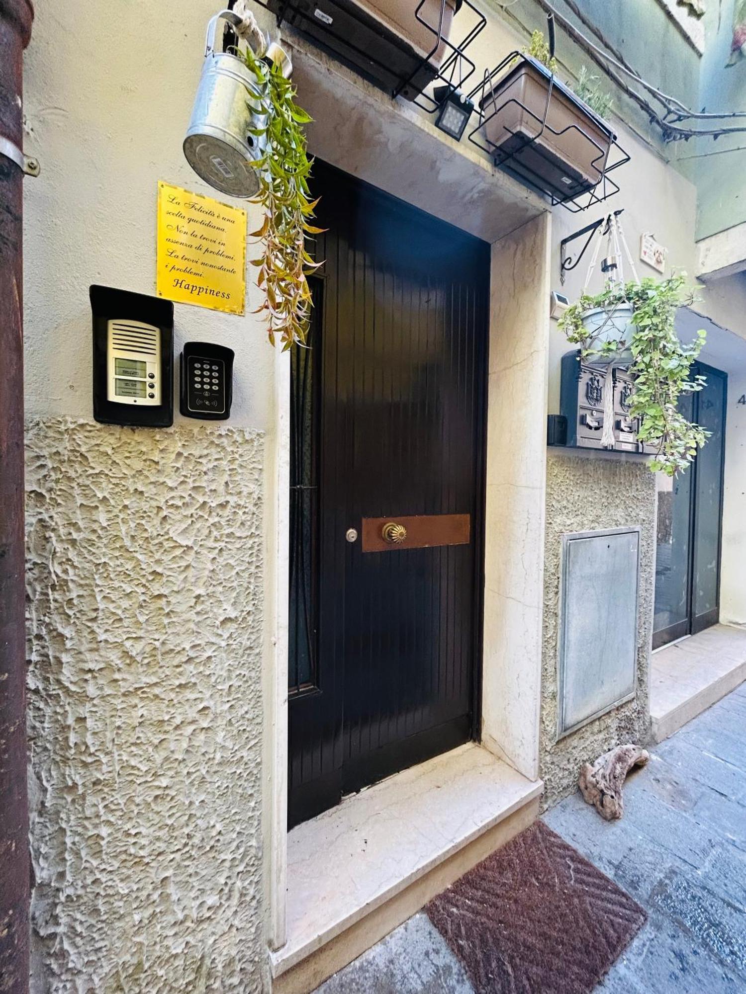 Family House Di Genny E Nicola Small Suite كيودجا المظهر الخارجي الصورة
